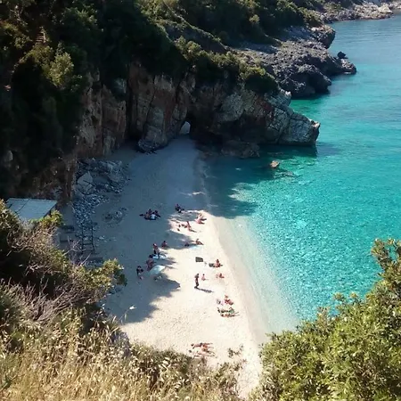 Chara & Apartament Agios Ioannis (Thessaly)