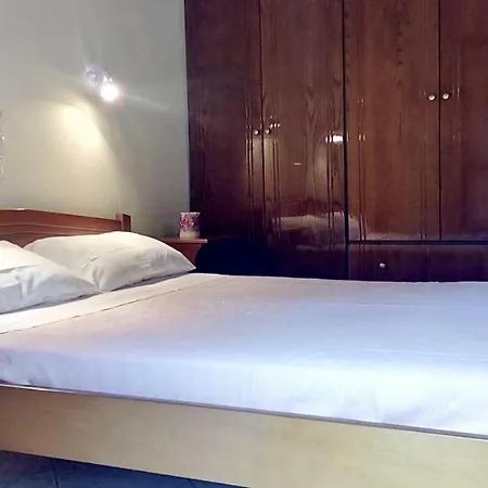 Apartament Chara &